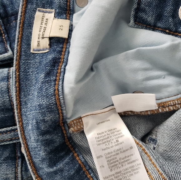 The Mid-Rise Perfect Vintage Jeans in Knowland Wash - Picture 7 of 8